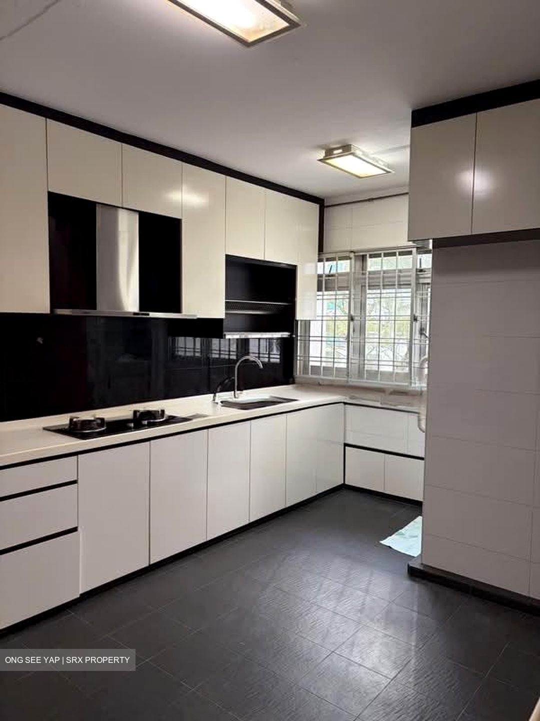 Blk 646 Pasir Ris Drive 10 (Pasir Ris), HDB Executive #587617631
